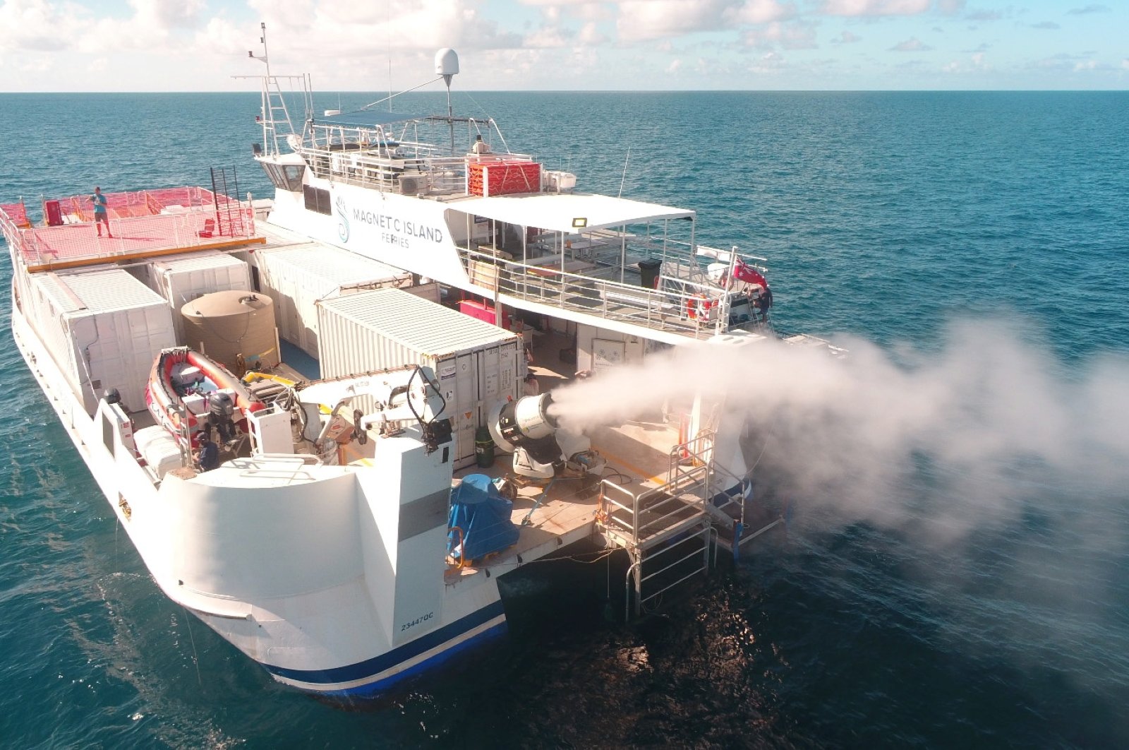 Scientists attempt to form clouds to save Great Barrier Reef | Daily Sabah