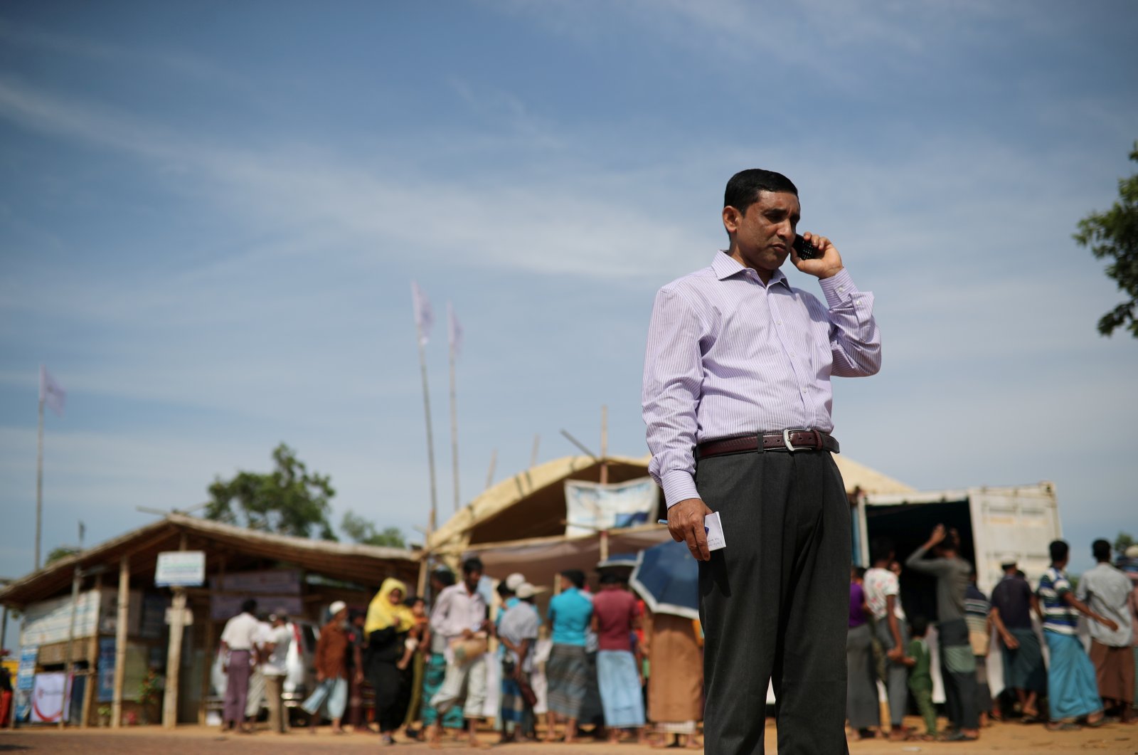 Mohibullah, a leader of the Arakan Rohingya Society for Peace and Human Rights, talks on the phone in the Kutupalong camp in Cox's Bazar, Bangladesh, April 7, 2019. (Reuters Photo)