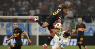 Galatasaray's Sacha Boey in action with Marseille's Luan Peres during the UEFA Europa League match, Marseille, France, Sept. 30, 2021 (AA Photo)