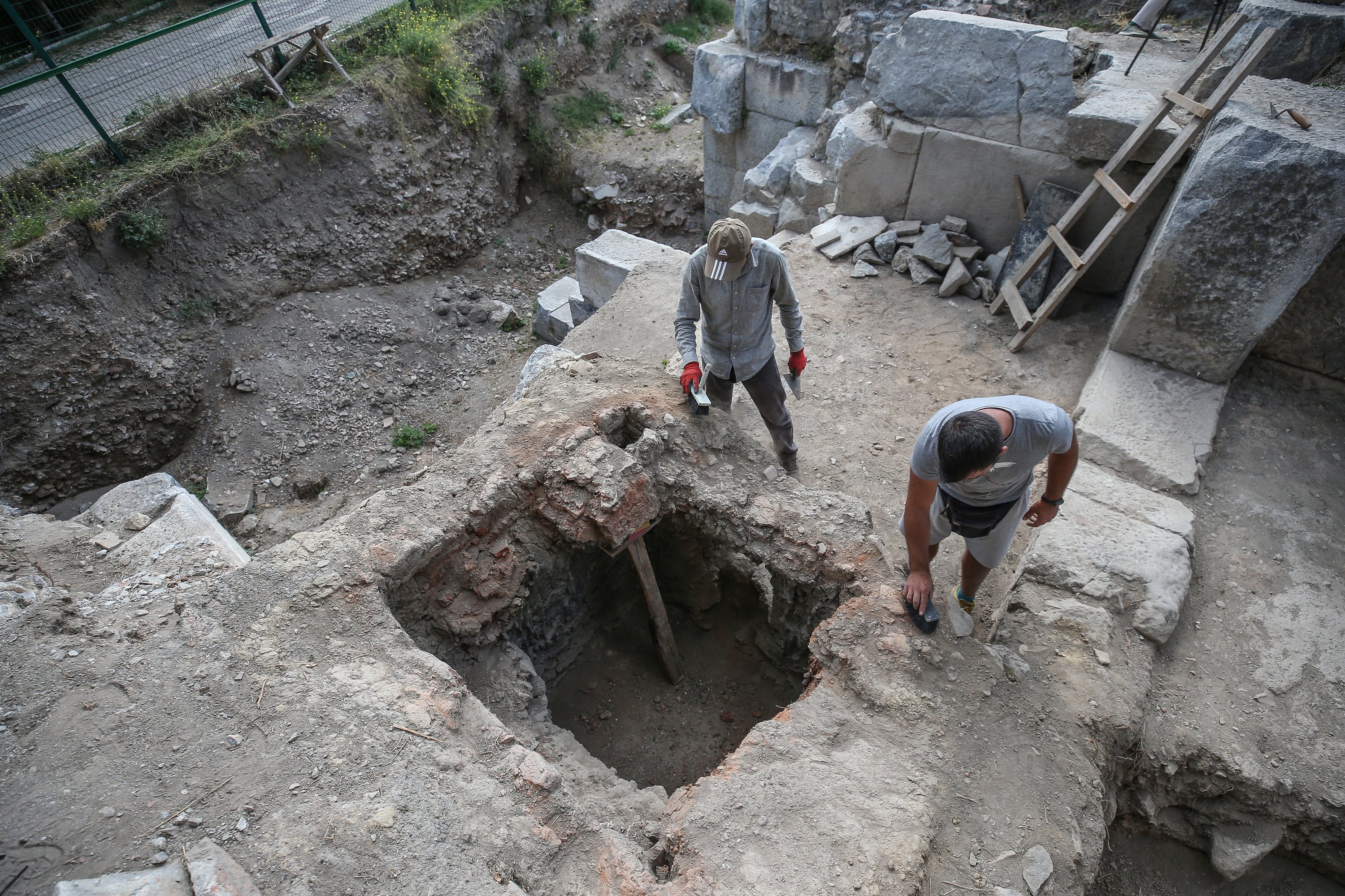 Archaeologists work on the tile workshop area of an ancient Roman theater, Iznik, Bursa, northwestern Turkey, Oct. 4, 2021. (AA Photo)
