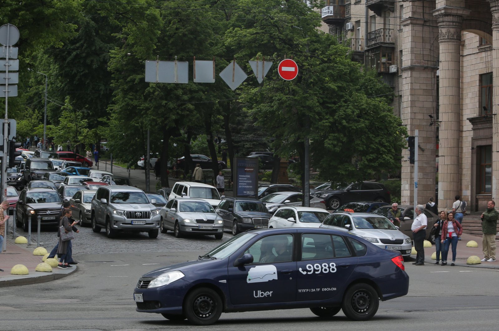 UBER taxi service vehicle drives through the Khreshchatyk street in Kyiv, Ukraine, May 7, 2019. (Getty Images)