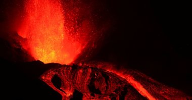 The Cumbre Vieja volcano continues to erupt on the Canary Island of La Palma, as seen from El Paso, Spain, Oct. 10, 2021. (Reuters Photo)