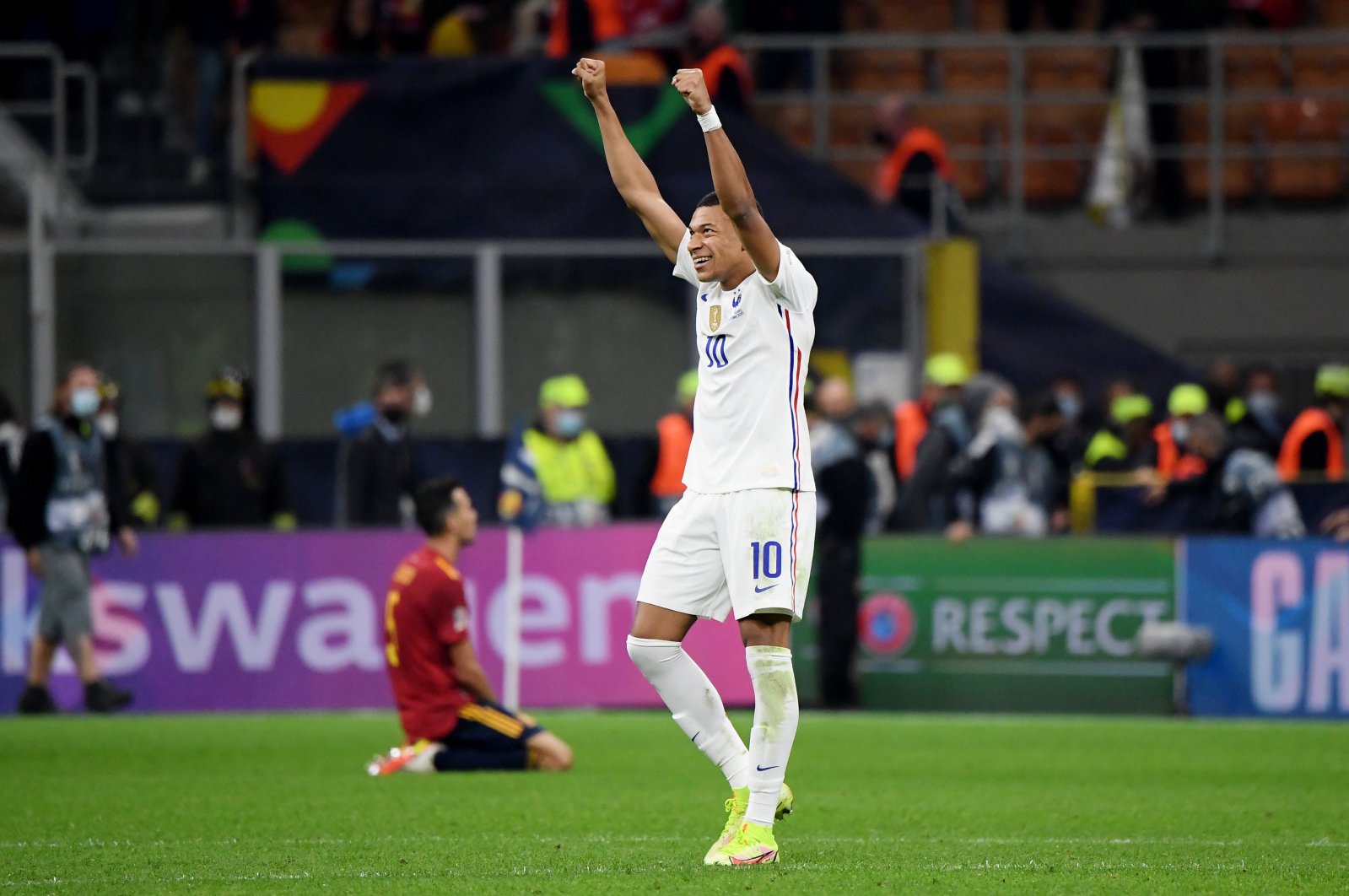  France's Kylian Mbappe celebrates after winning the Nations League final, Oct. 10, 2021. (Reuters Photo)
