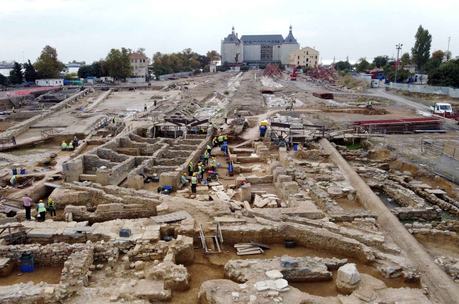 ancient mass grave wwii bunker among new finds in istanbul s haydarpasa dig daily sabah