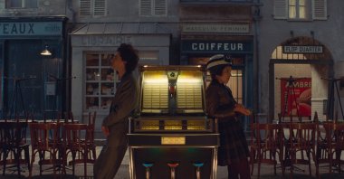 Timothée Chalamet (L) as Zeffirelli and Lyna Khoudri as Juliette in a scene of the Wes Anderson film "The French Dispatch." (Dpa Photo)