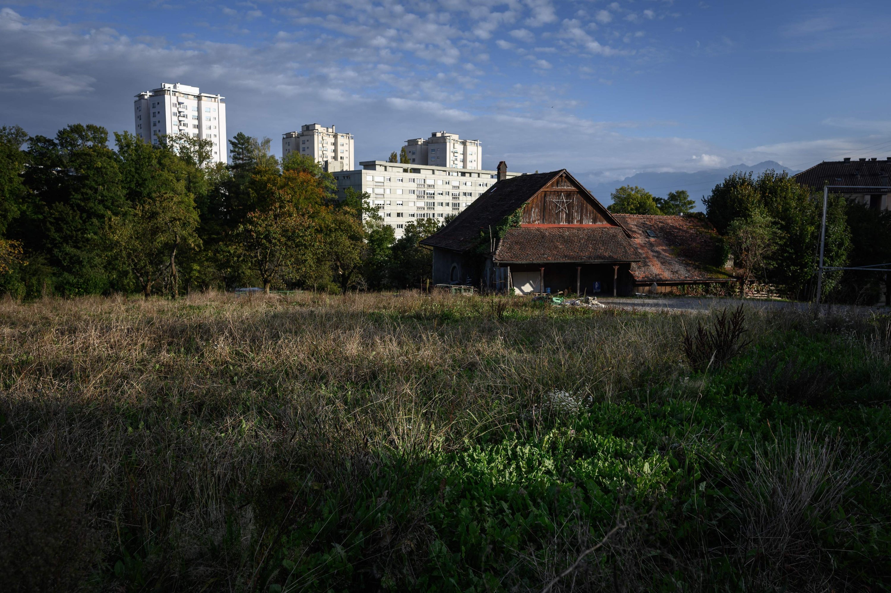 The former Aeby farm and its dioxin-polluted area once used as agricultural land in the center of Lausanne, Switzerland, Oct. 12, 2021. (AFP Photo)