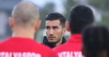 Nuri Şahin (C) is seen among players during a training session for Turkish Süper Lig club Antalyaspor, in Antalya, southern Turkey, Oct. 13, 2021 (AA Photo)