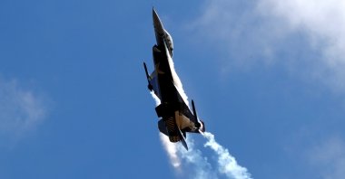 An F-16 aircraft of the Turkish Stars aerobatic team of the Turkish Air Force performs during the Teknofest airshow over the city's new airport that was under construction at the time, Istanbul, Turkey, Sept. 20, 2018. (Reuters Photo)