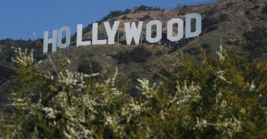 The Hollywood sign can be seen in Hollywood, California, U.S., April 26, 2010. (AFP Photo)
