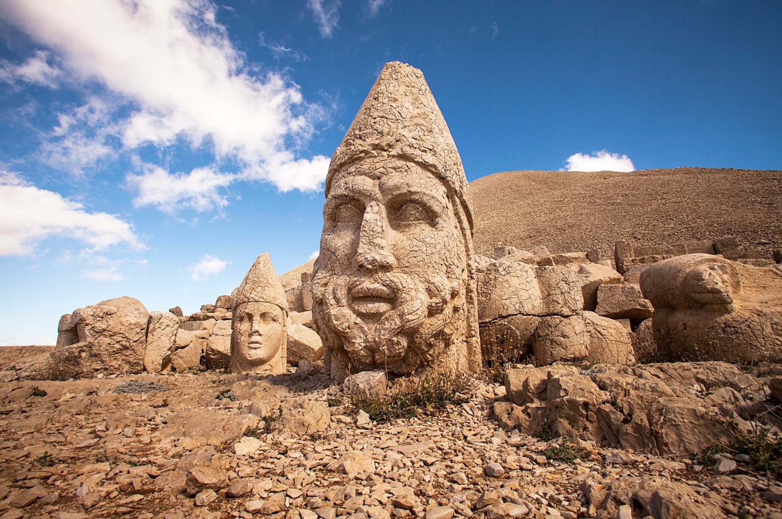 Giant god statues on the top of Mount Nemrut. (iStock Photo)
