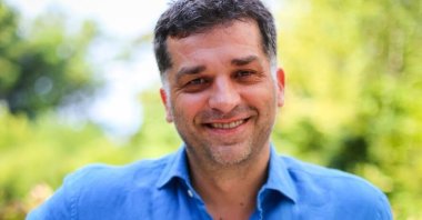 Danis Tanovic poses during an interview with Sabah daily in Antalya, southern Turkey, 2017. (Photo by Kübra Usta)
