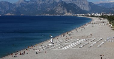 Konyaaltı beach amid the COVID-19 outbreak, in the southern resort city of Antalya, Turkey, June 19, 2020. (Reuters Photo)