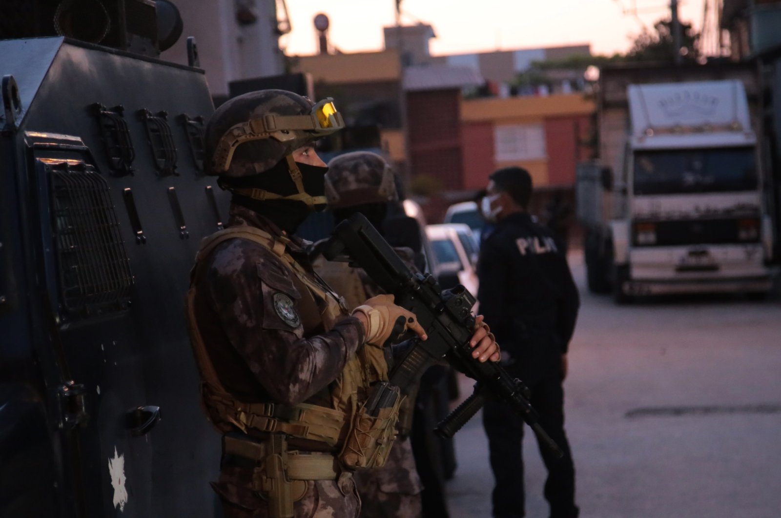 Special operations squads conduct a counterterrorism operation in Adana province, southern Turkey, May 19, 2021. (AA Photo)