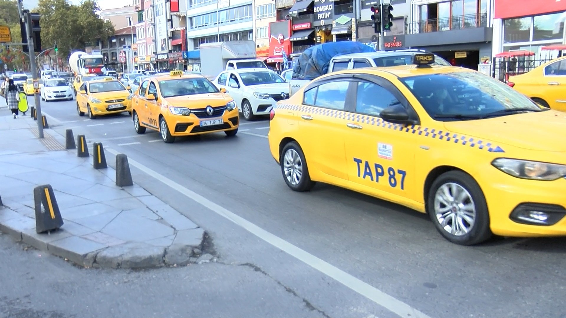 Istanbul Mayor Offers High Pay Perks To Embattled Taxi Drivers Daily