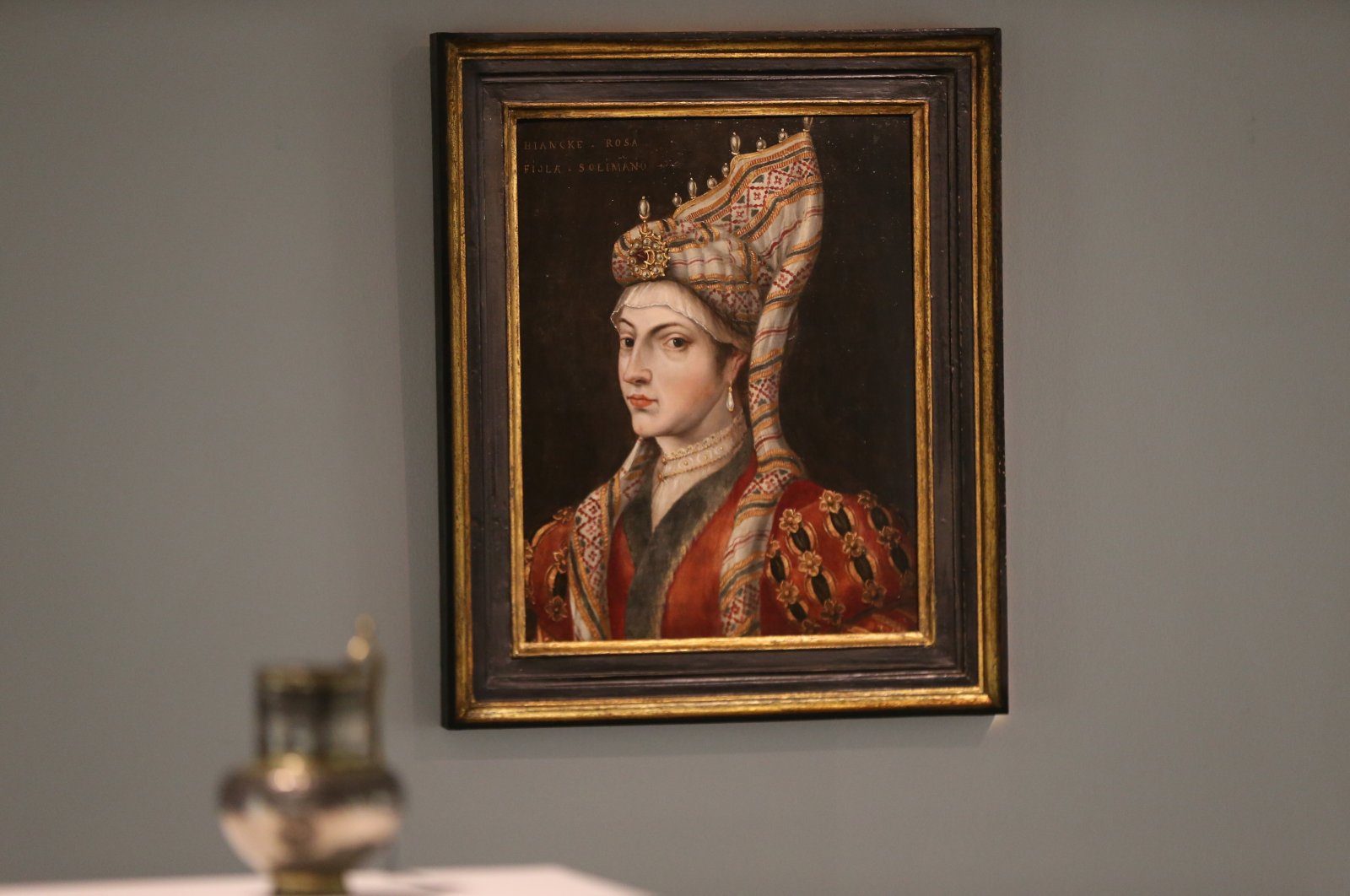 An oil portrait of Hürrem Sultan from the“Arts of the Islamic World & India” auction, Sotheby’s, London, Britain, Oct. 22, 2021. (AA Photo)