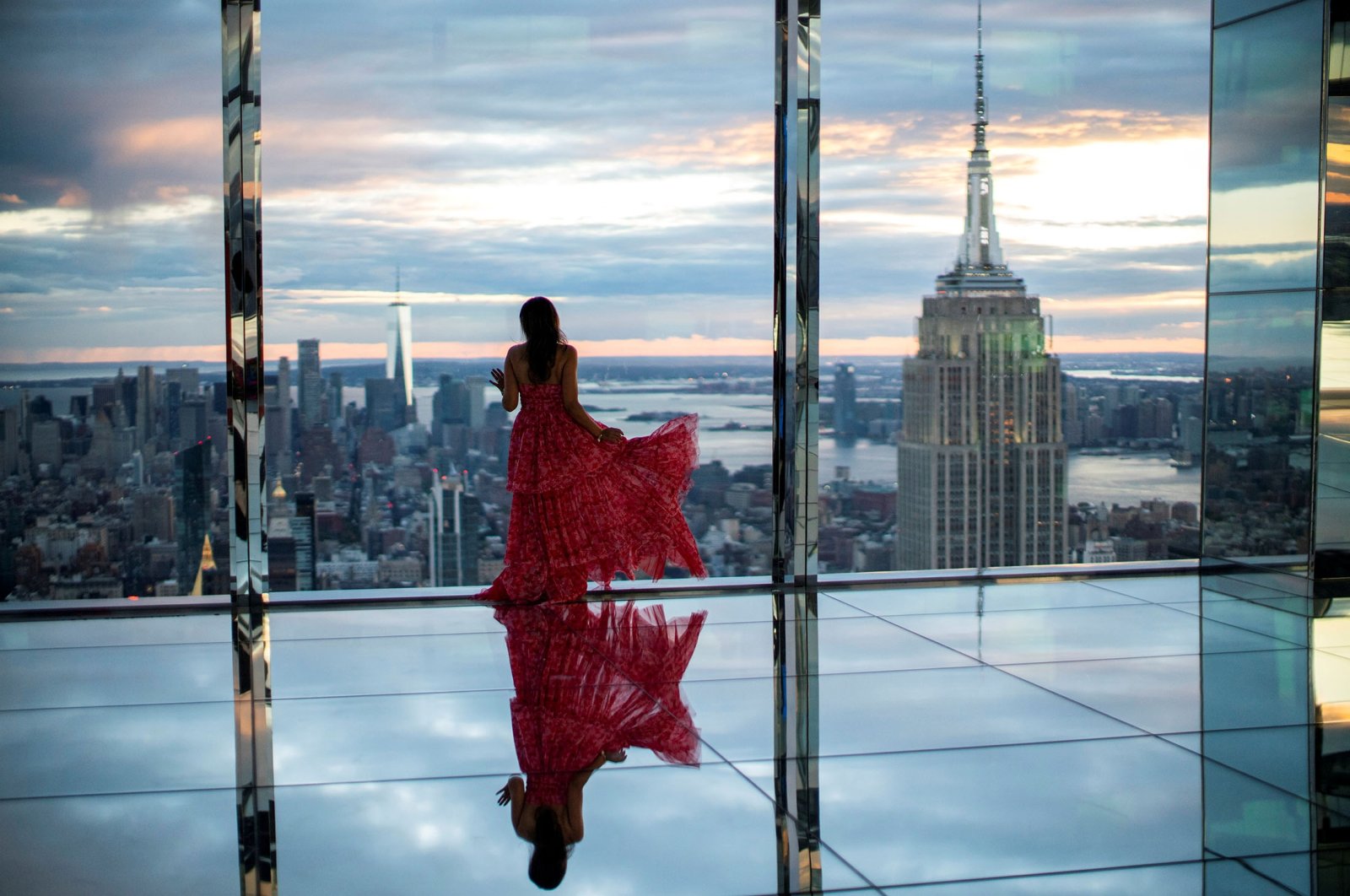 Dazzling Sights Immersive Experience On New York Observation Deck