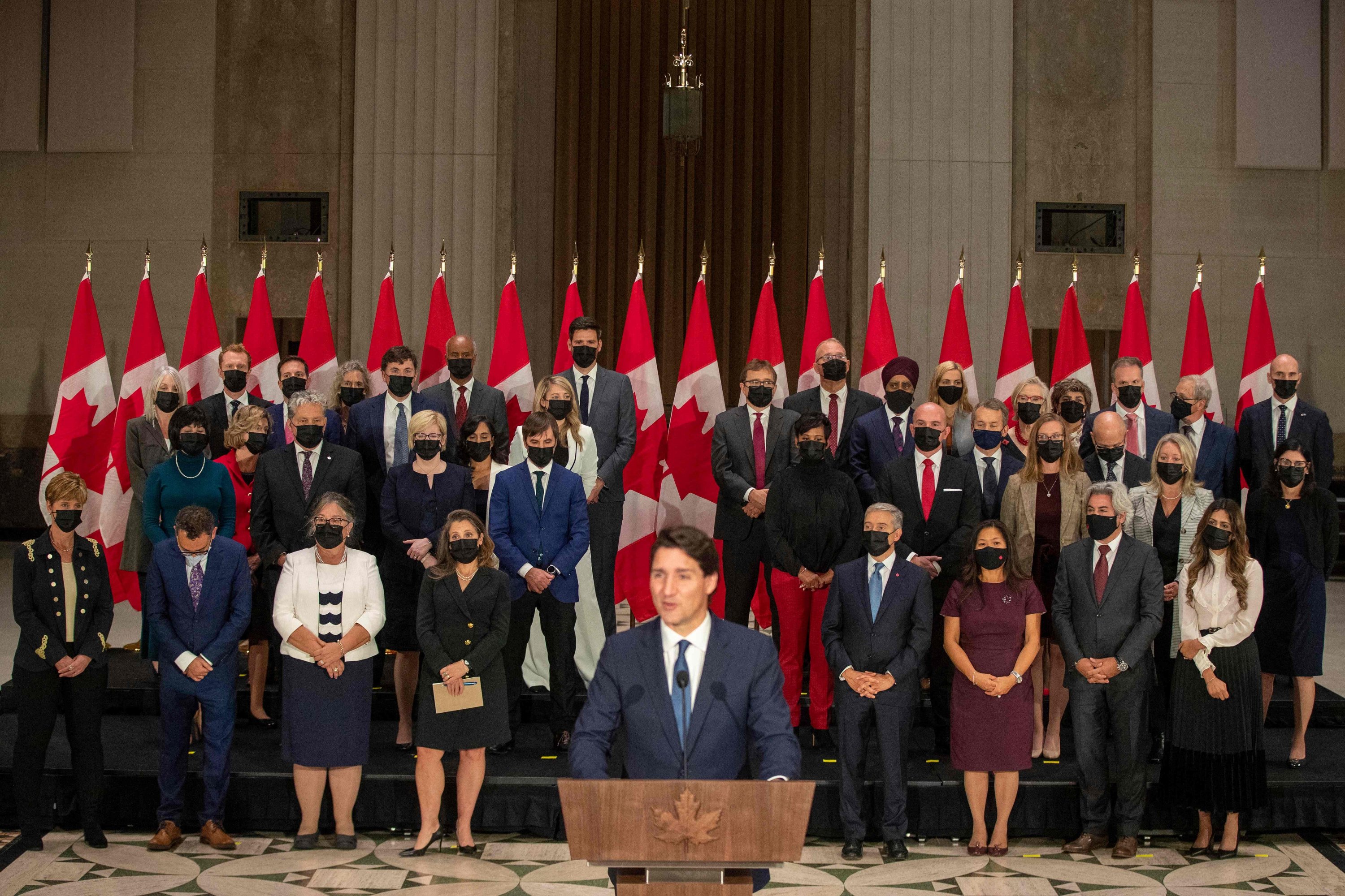 Trudeau shuffles Canadian cabinet, maintains gender balance | Daily Sabah
