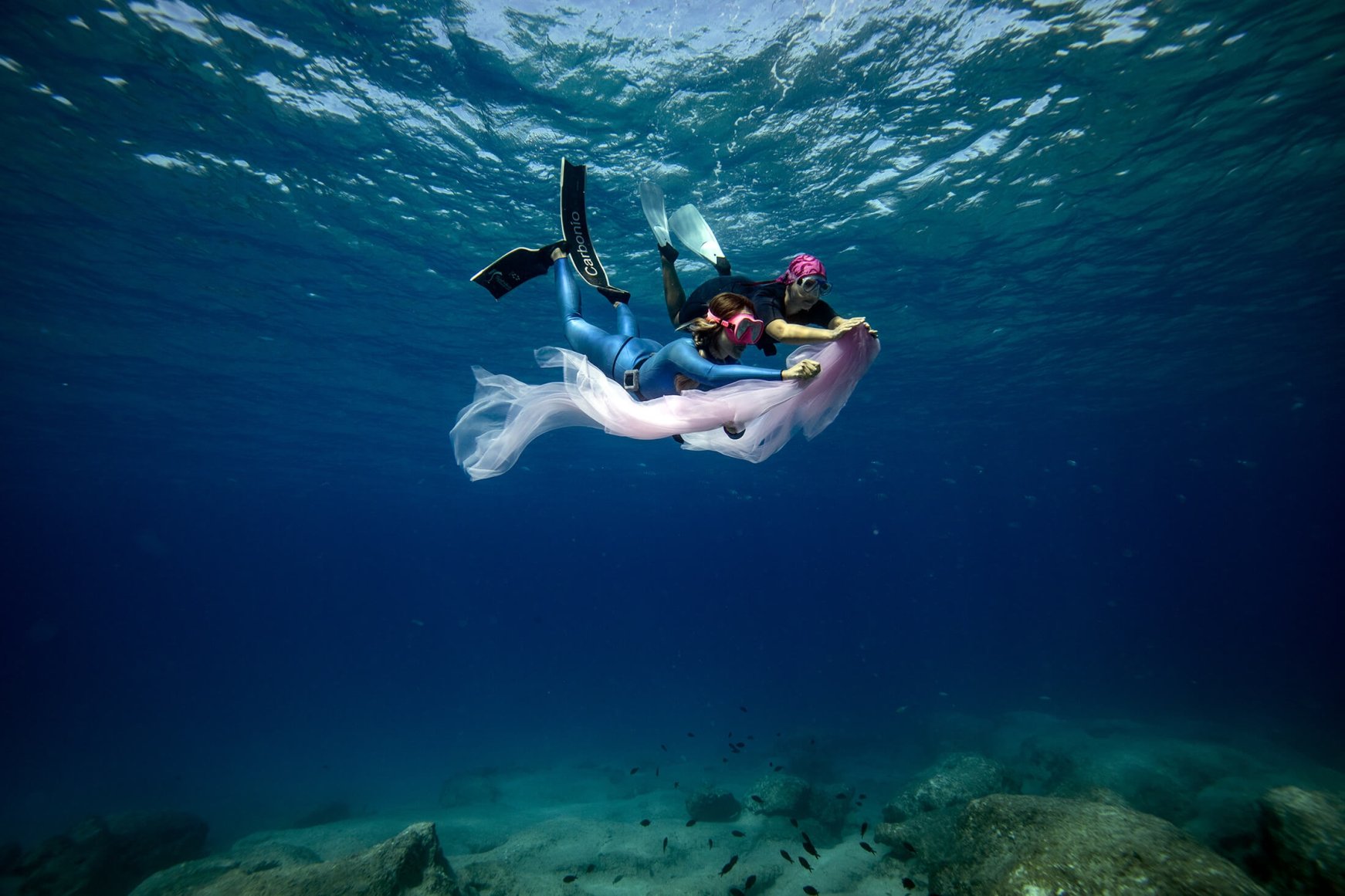 Turkish diver Şahika Ercümen makes elegant splash for breast cancer ...