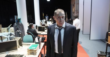 A still shot from the play "Oedipus." (Photo by IKSV)