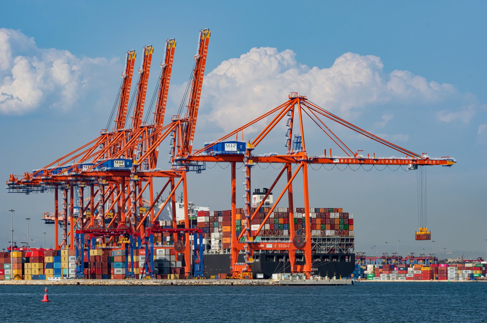 The container vessel loading and discharging operations at the Mersin International Port, Mersin, southern Turkey, Sept. 18, 2018. (Shutterstock Photo)