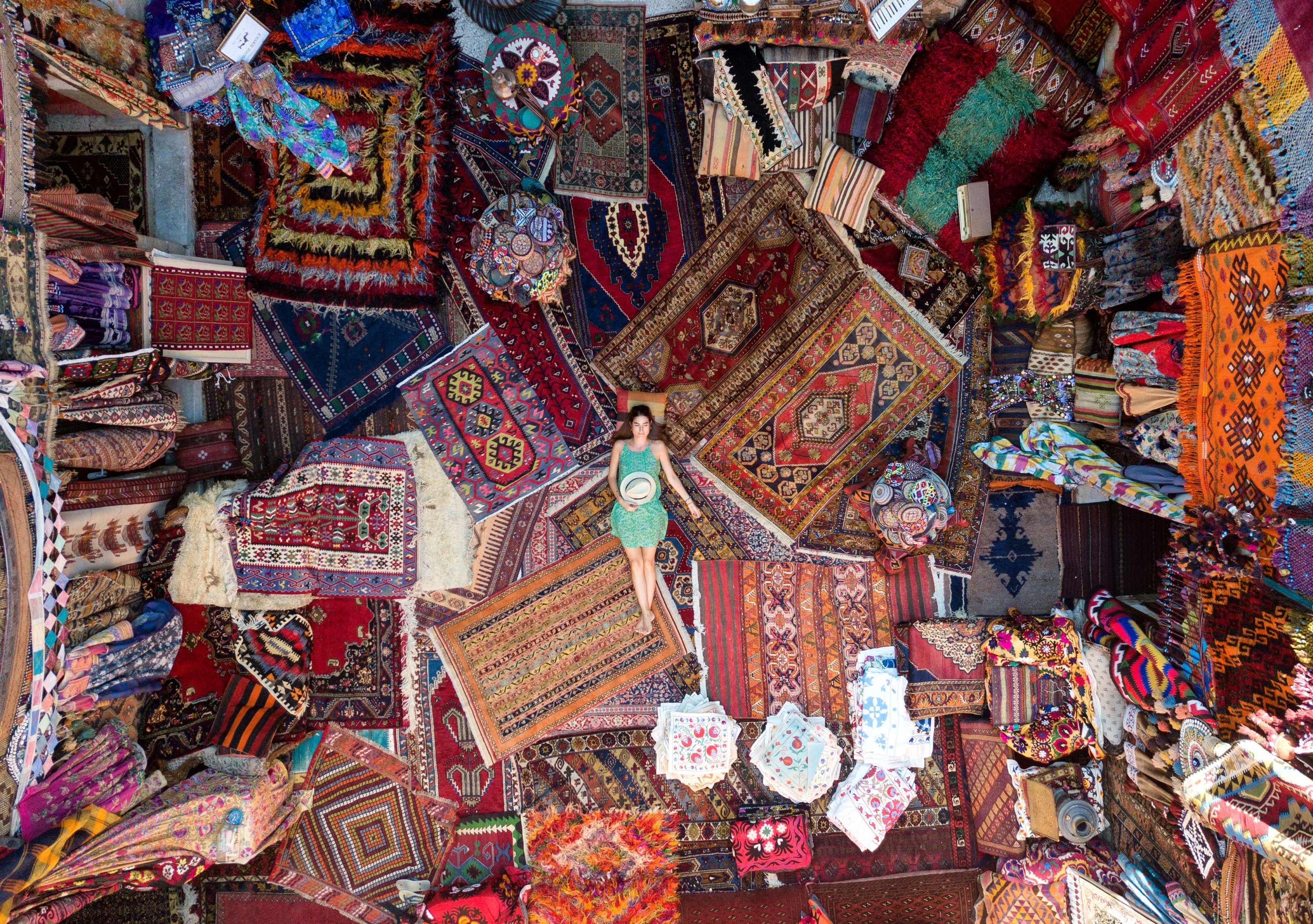 Woven tale of Kashmiri and Turkish carpets | Daily Sabah