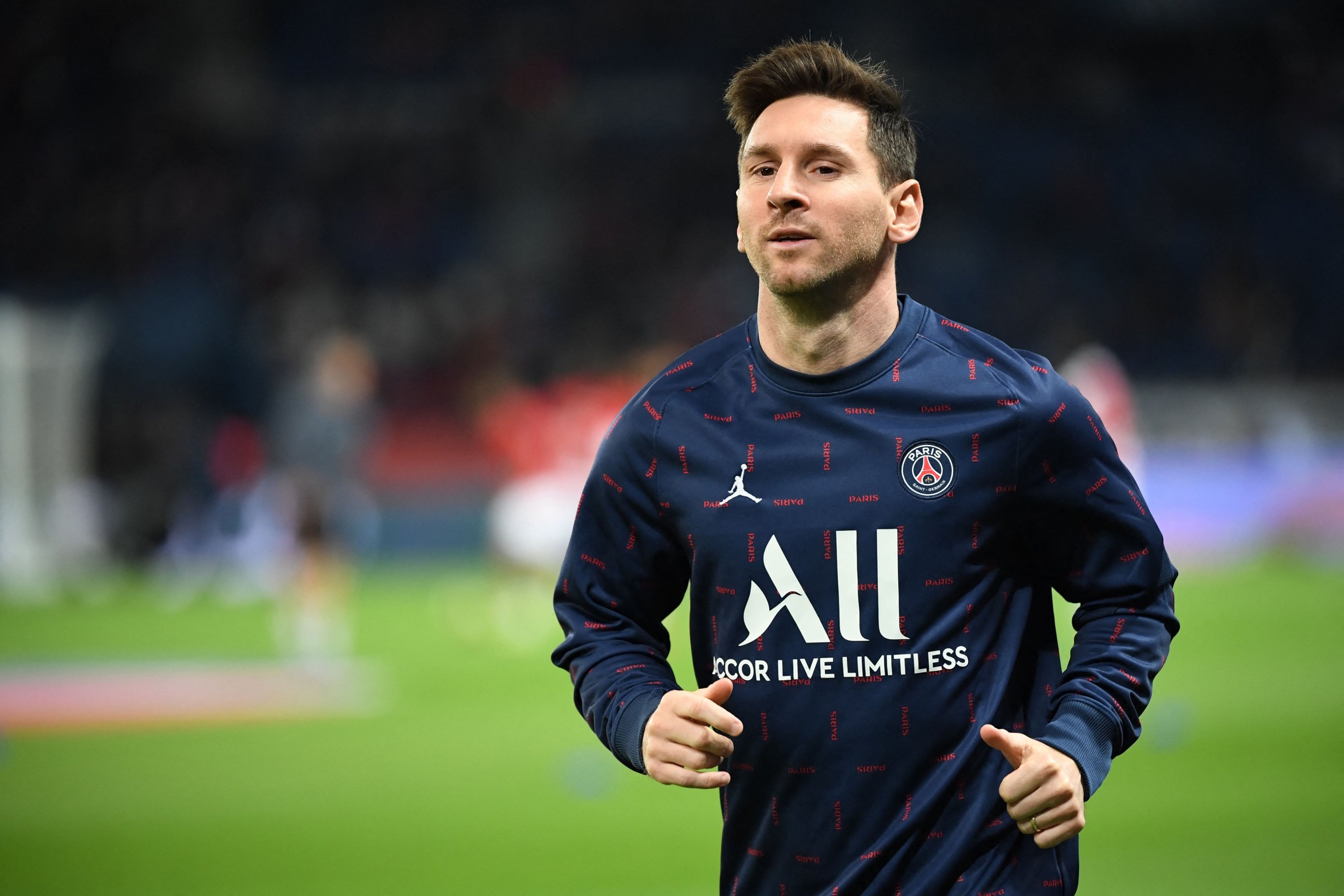 PSG superstar Lionel Messi wants Barcelona to keep experienced