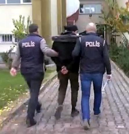 Security forces arrest Daesh suspects in Kayseri, central Turkey, Nov. 2, 2021. (DHA Photo)