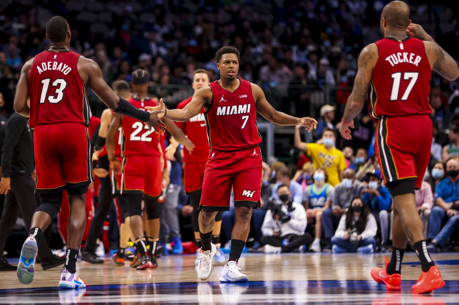 Miami Heat mengalahkan Dallas Mavericks setelah penampilan menembak Kyle Lowry