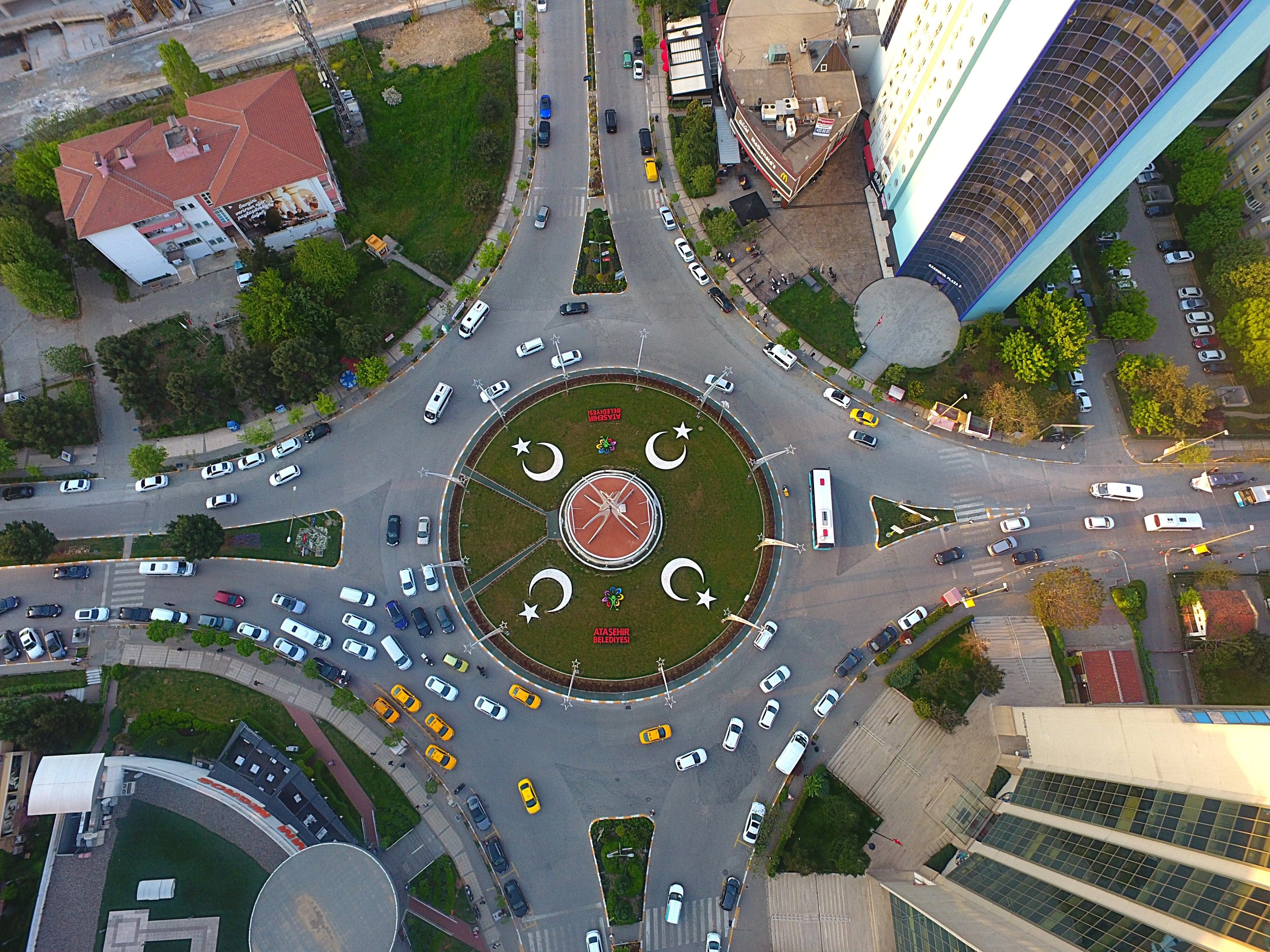 An aerial view from a roundabout in Ataşehir district, Istanbul, Turkey. (Shutterstock Photo) 