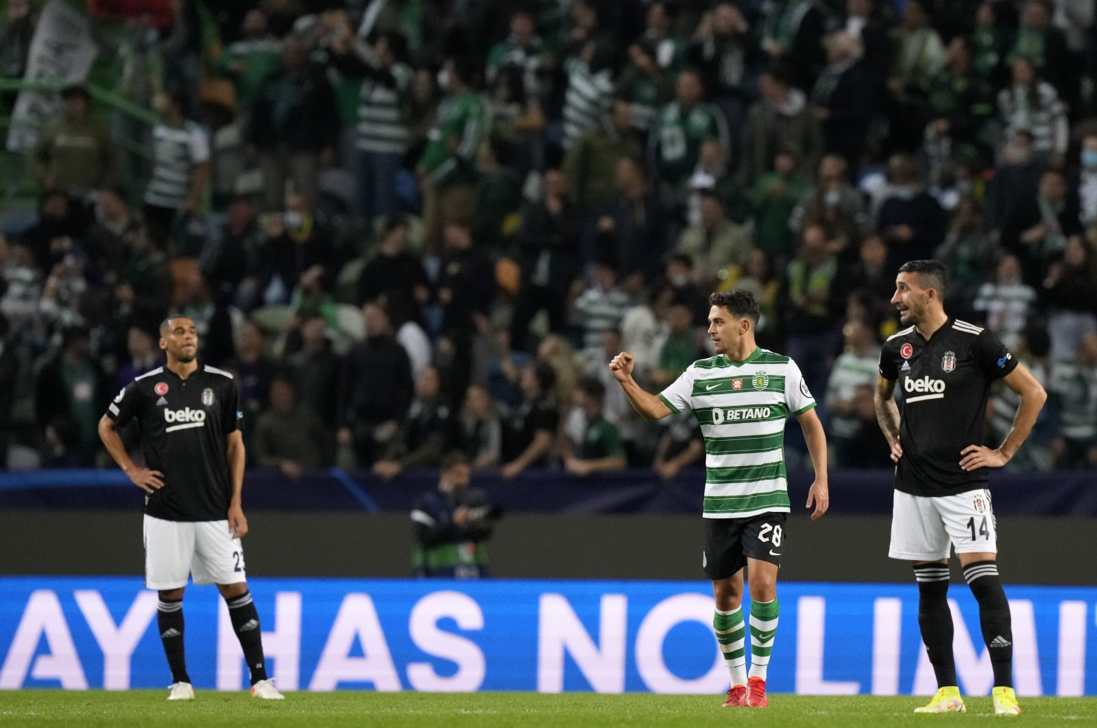 Sporting's Pedro Goncalves (C) celebrates after scoring in a Champions League match against Beşiktaş at the Alvalade stadium in Lisbon, Portugal, Nov. 3, 2021. (AP Photo)