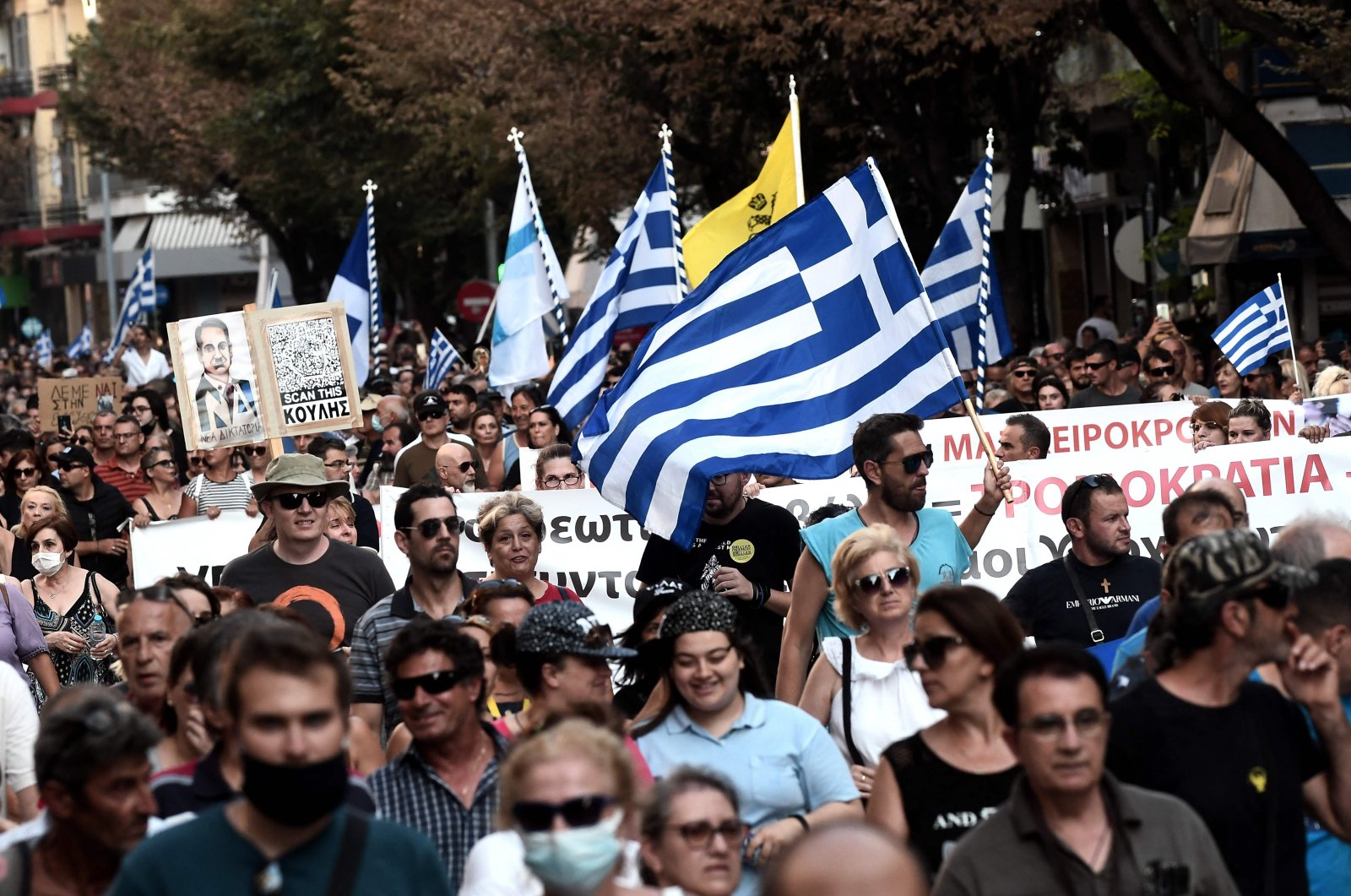 Anti-vaccine protesters take part in a rally in Thessaloniki, Greece, July 21, 2021. (AFP Photo)