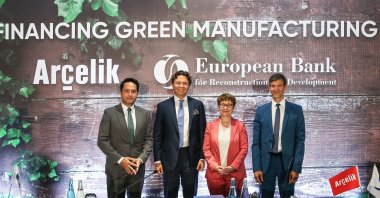 Arçelik and EBRD officials during the signing ceremony on green credit agreement, Nov. 9, 2021. (Courtesy of Arçelik)