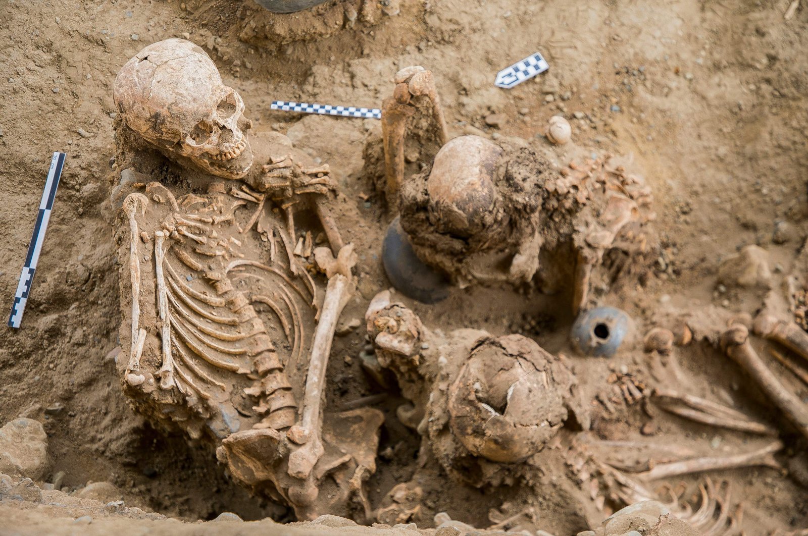 Handout picture released by Peruvian Ministry of Culture showing the human remains discovered at the archaeological complex of Chan Chan, in Trujillo, Peru, Nov. 11, 2021. (AFP)