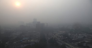 An aerial view of the city engulfed in heavy smog in New Delhi, India, Nov. 12, 2021. (EPA Photo)