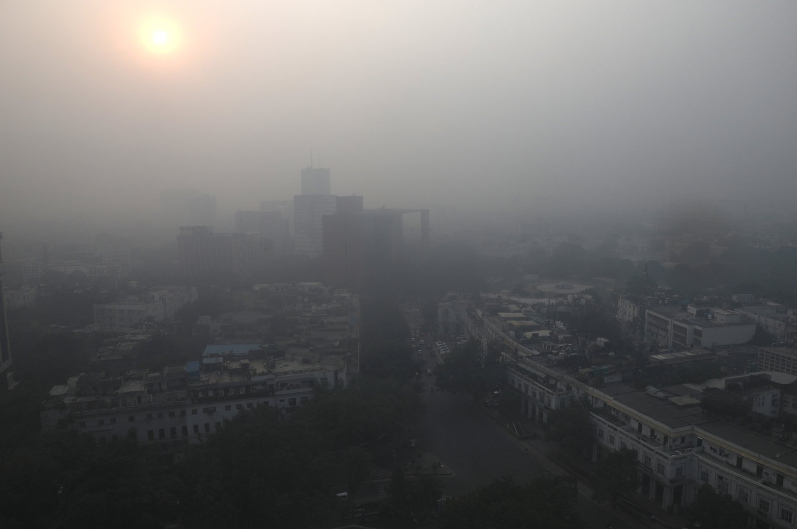 Sekolah di New Delhi Diliburkan Selama Seminggu Karena Kabut Asap