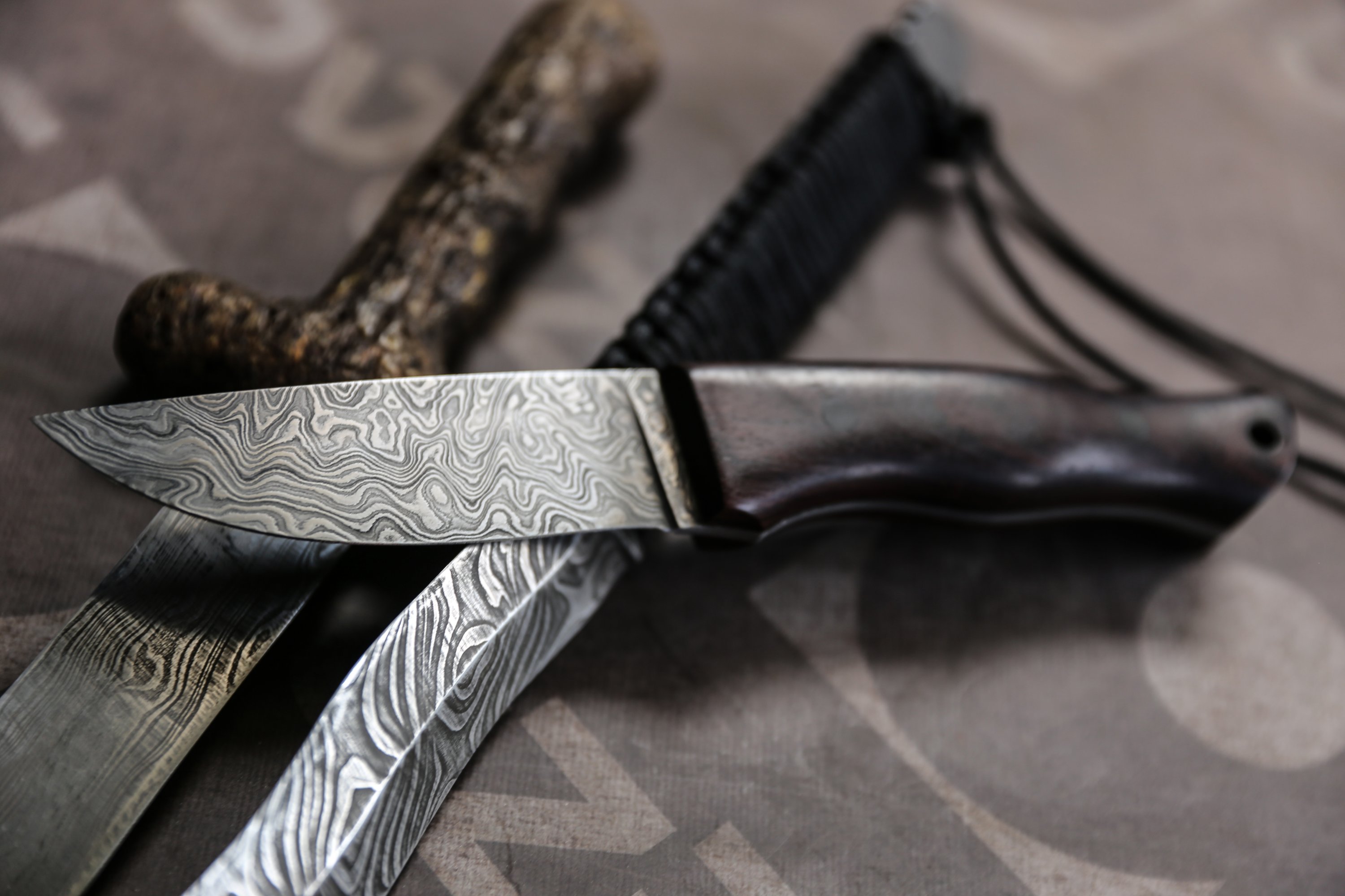 Handmade Damascus steel weapons by metalsmith Yusuf Bayyiğit shown in his workshop in Malatya, Turkey, Nov. 9, 2021. (AA Photo)