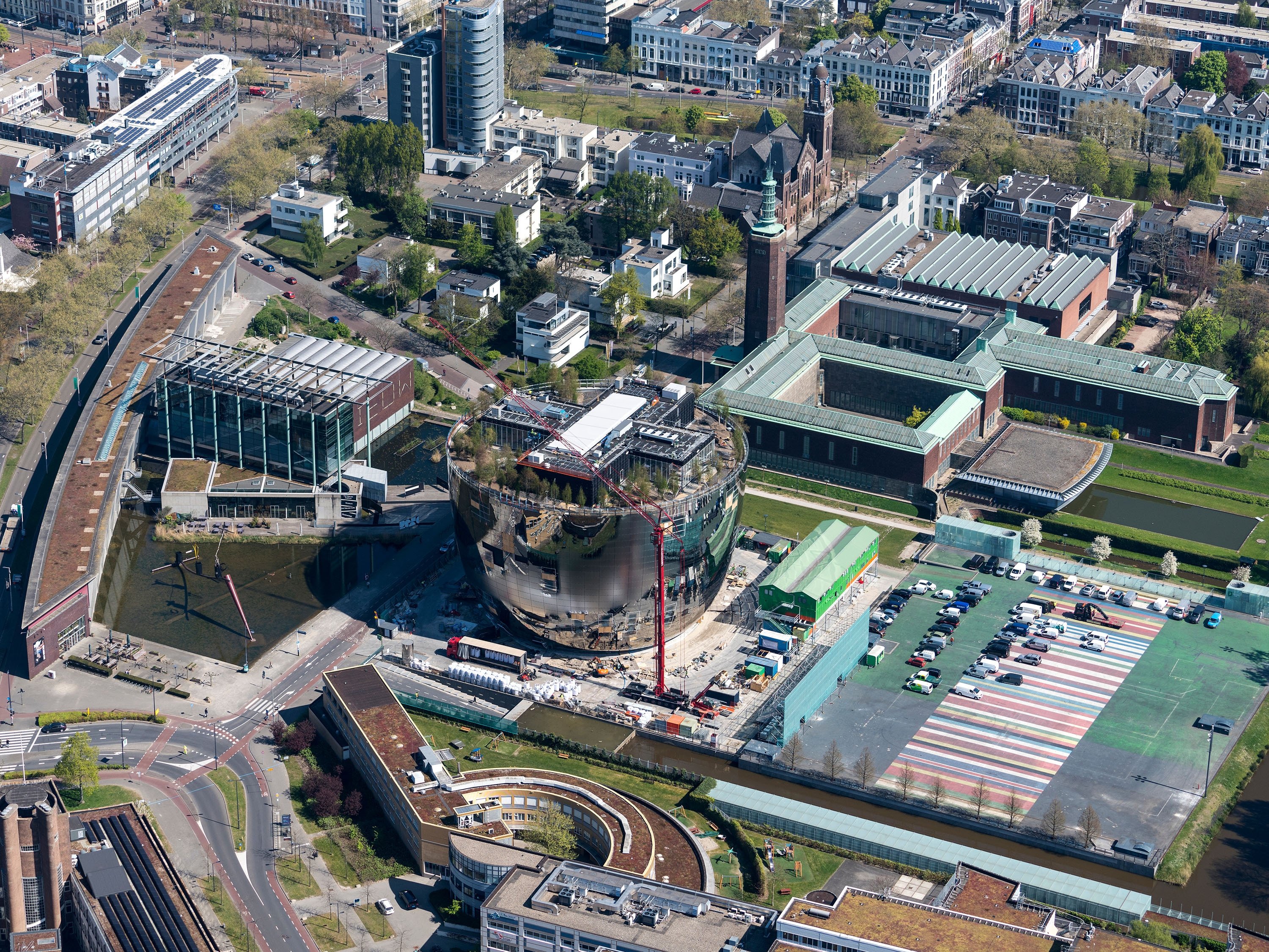 Aerial view of the new mirrored facade of the art storage depot of Museum Boijmans van Beuningen, Rotterdam, the Netherlands, April 15, 2020. (Shutterstock) 