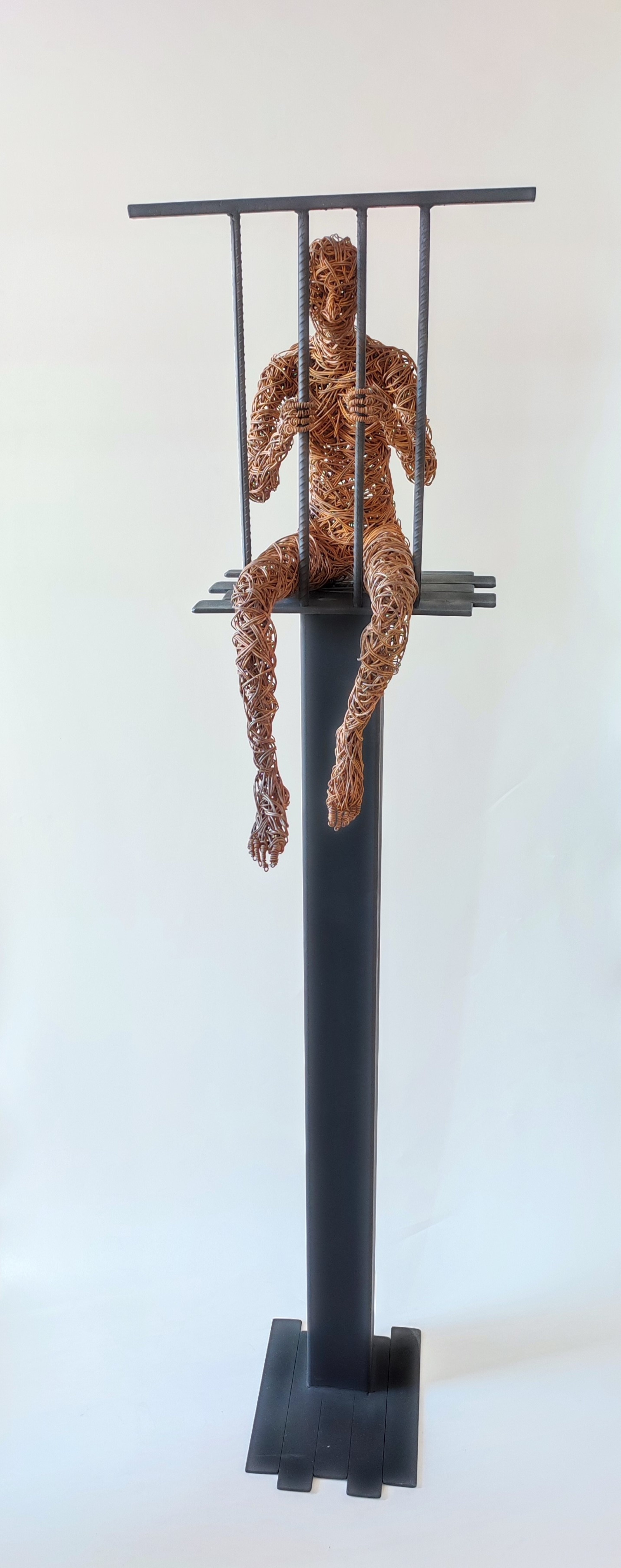 Metal sculpture by Şükrü Aslan. (Courtesy of Akbank Sanat)