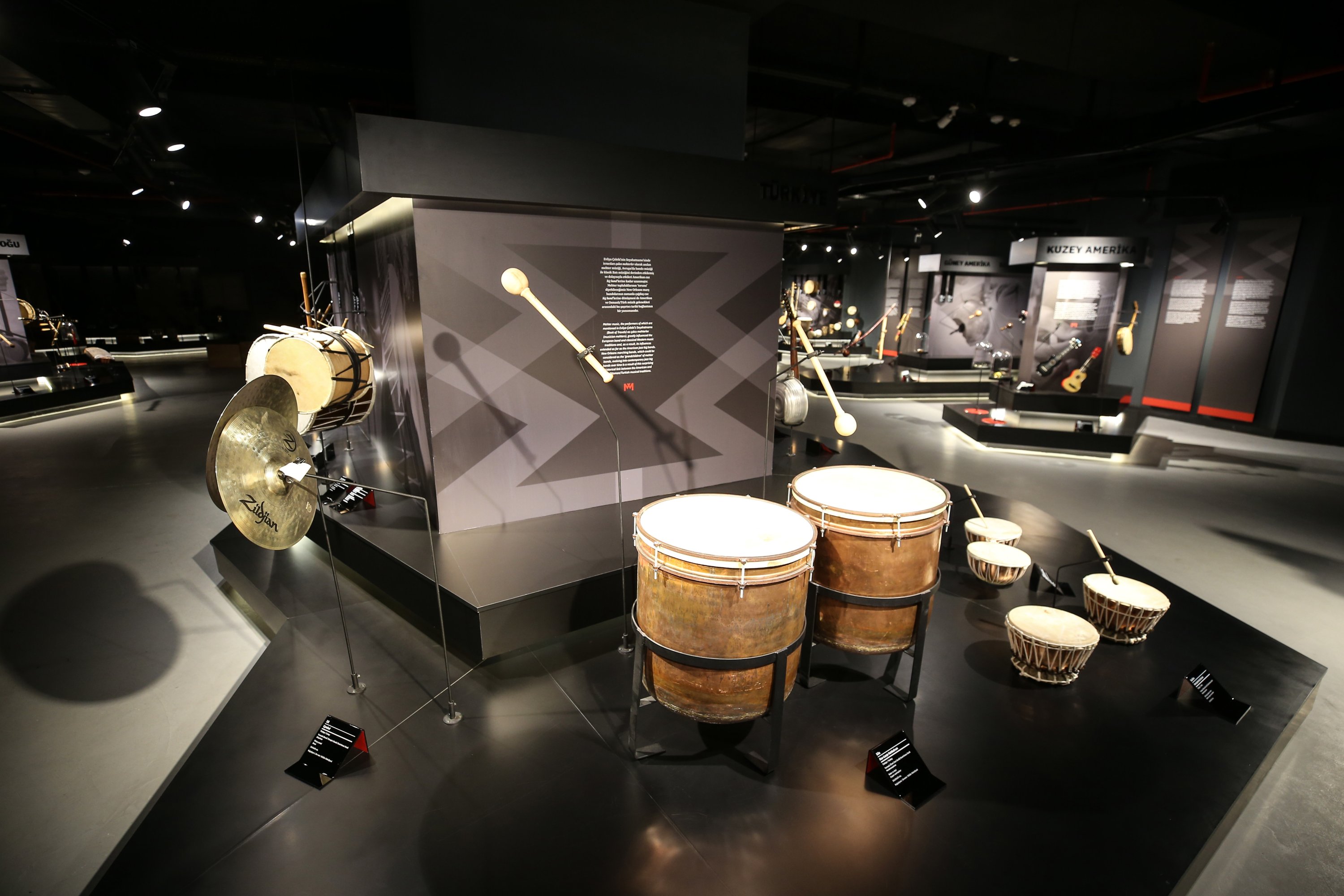 Some Turkish musical instruments on display at Nilüfer Municipality Dr. Hüseyin Parkan Sanlıkol Musical Instruments Museum, Bursa, northwestern Turkey, Nov. 15, 2021. (AA Photo) 