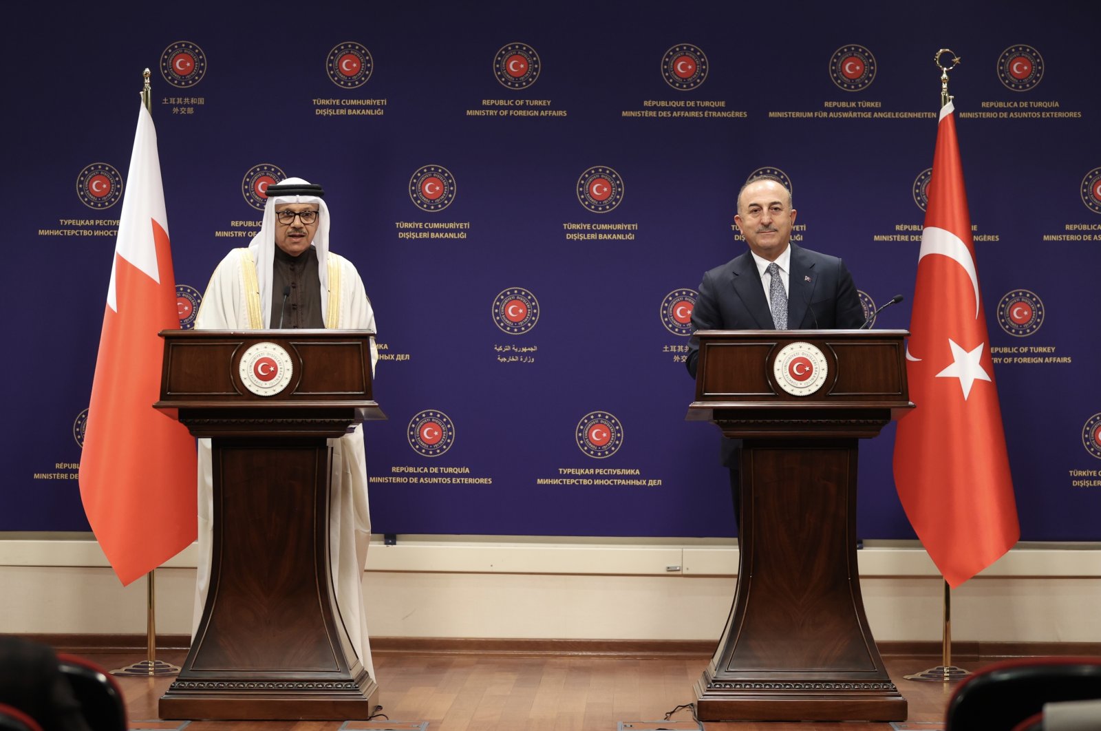 Foreign Minister Mevlüt Çavuşoğlu holds a joint press conference with his Bahraini counterpart Abdullatif bin Rashid Alzayani in the capital Ankara, Turkey, Nov. 17, 2021. (AA Photo)