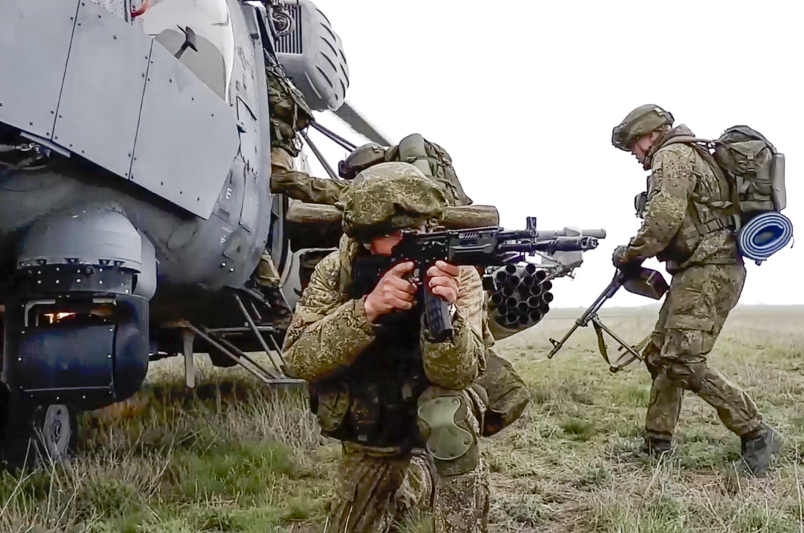 Russian troops take part in drills in Crimea, April 22, 2021. (Russian Defense Ministry Press Service via AP)