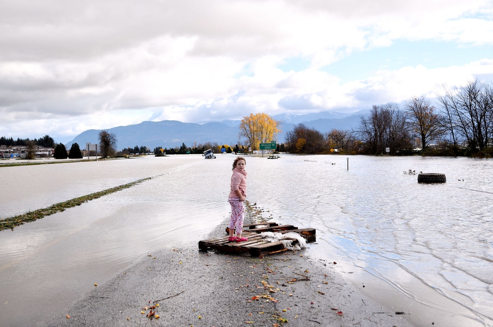 Kanada dilanda banjir fatal, tanah longsor, menelan setidaknya 1 nyawa