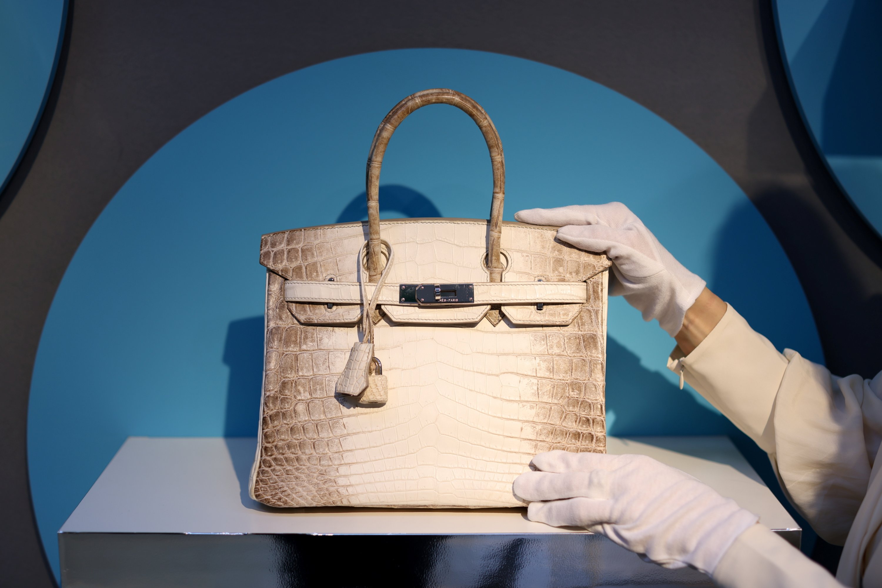 Sold at Auction: Hermes Birkin 25 Bag, Blue Sapphire Swift Leather,  Palladium Hardware