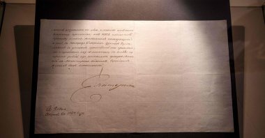 The letter of  Empress Catherine II supporting vaccination is displayed during a press conference at Zubov's estate in Moscow on Nov. 18, 2021. (AFP Photo)