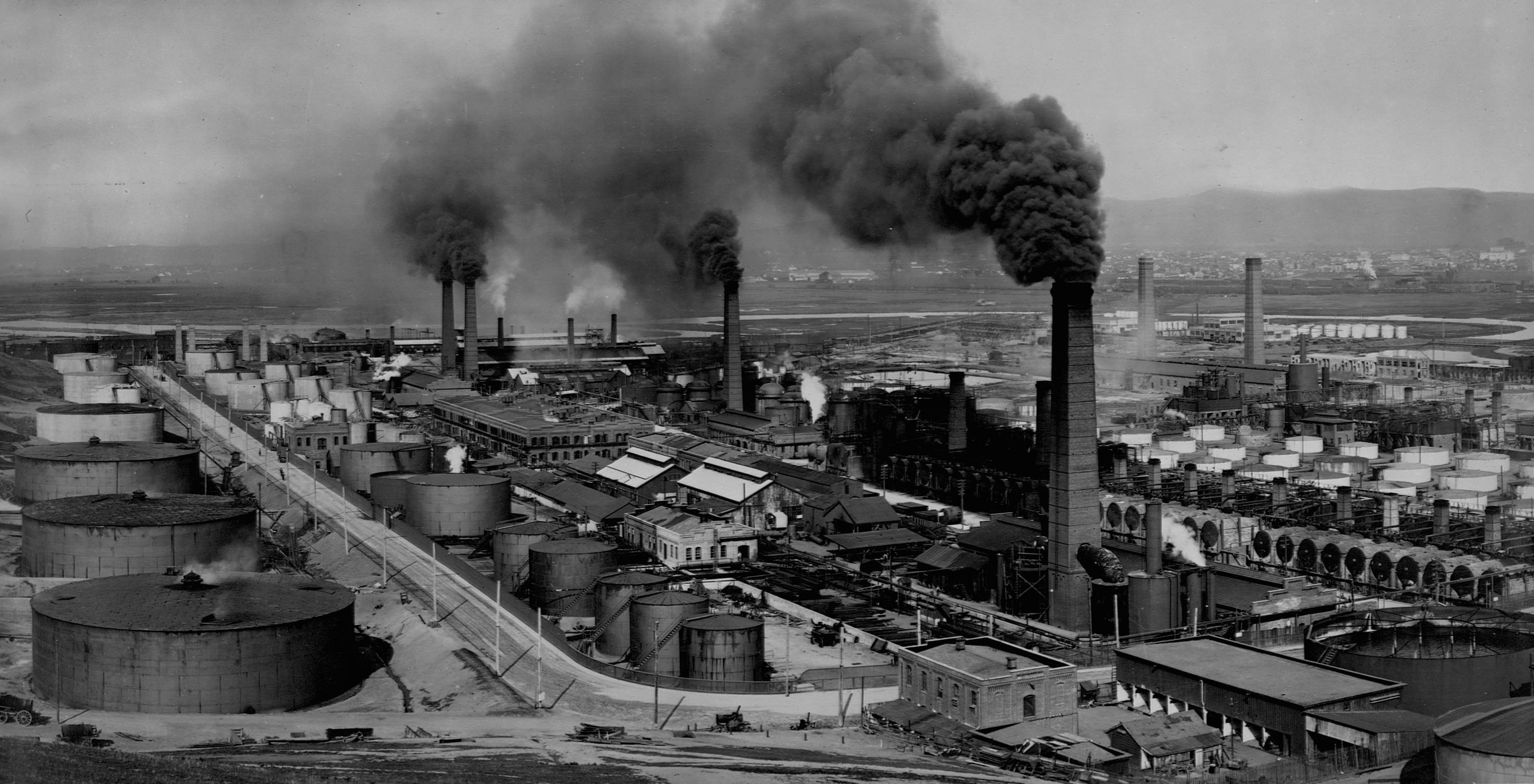 Standard Oil's refinery, Richmond, California, U.S. (Getty Images)