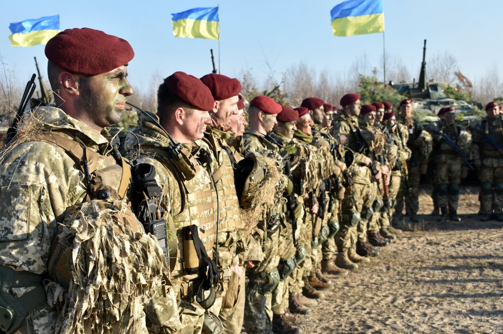 Servicemen of the Ukrainian Air Assault Forces attend military drills in Zhytomyr Region, Ukraine, Nov. 21, 2021. (Reuters Photo)