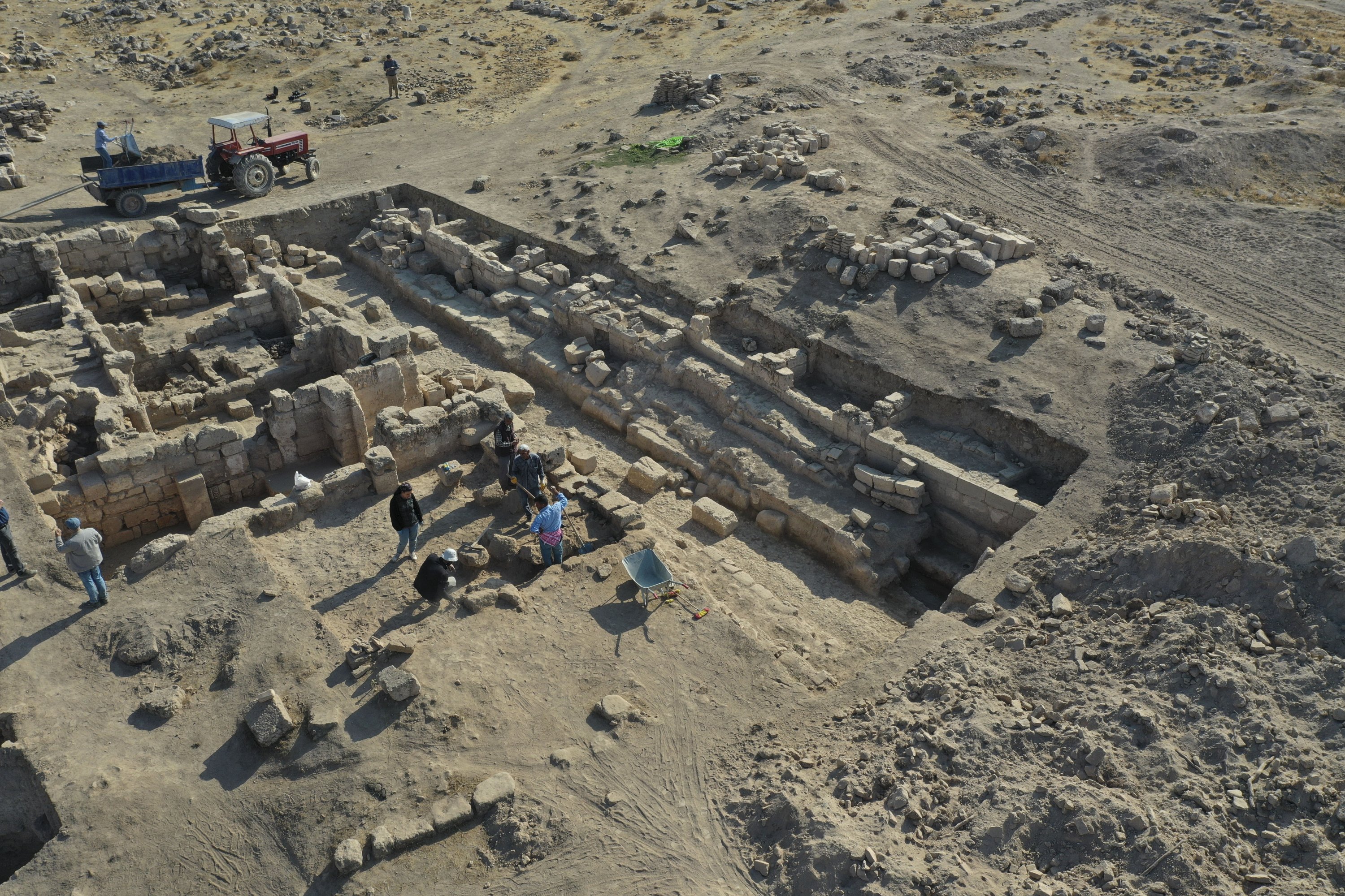 Archaeologists work in the remains of the madrassa found in Harran, Şanlıurfa, southeastern Turkey, Nov. 20, 2021. (AA Photo)