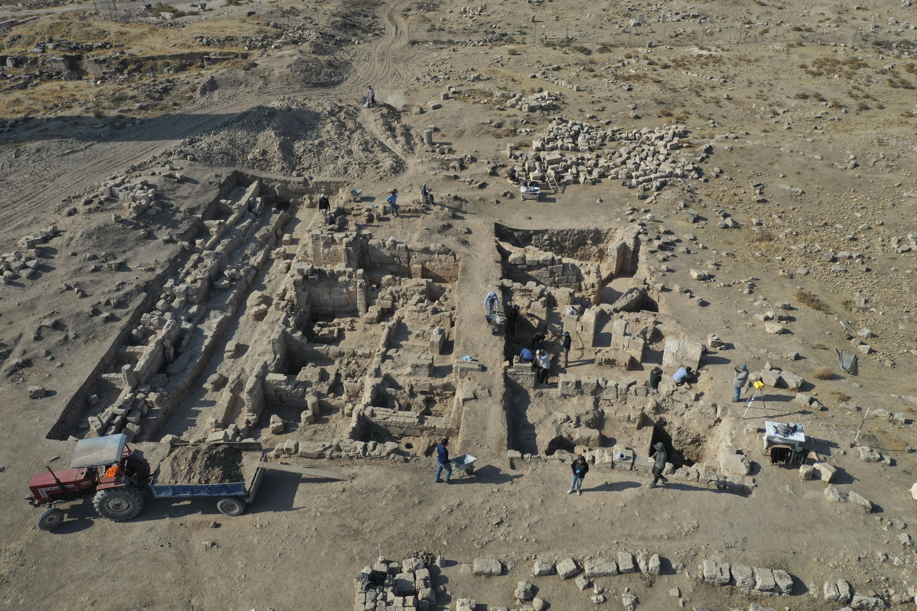 Archaeologists work in the remains of the madrassa found in Harran, Şanlıurfa, southeastern Turkey, Nov. 20, 2021. (AA Photo)