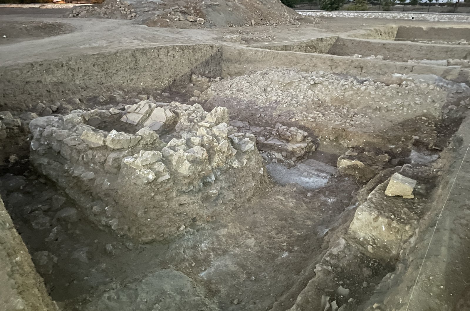 Struktur toko roti berusia 1.500 tahun ditemukan di Perre . Turki