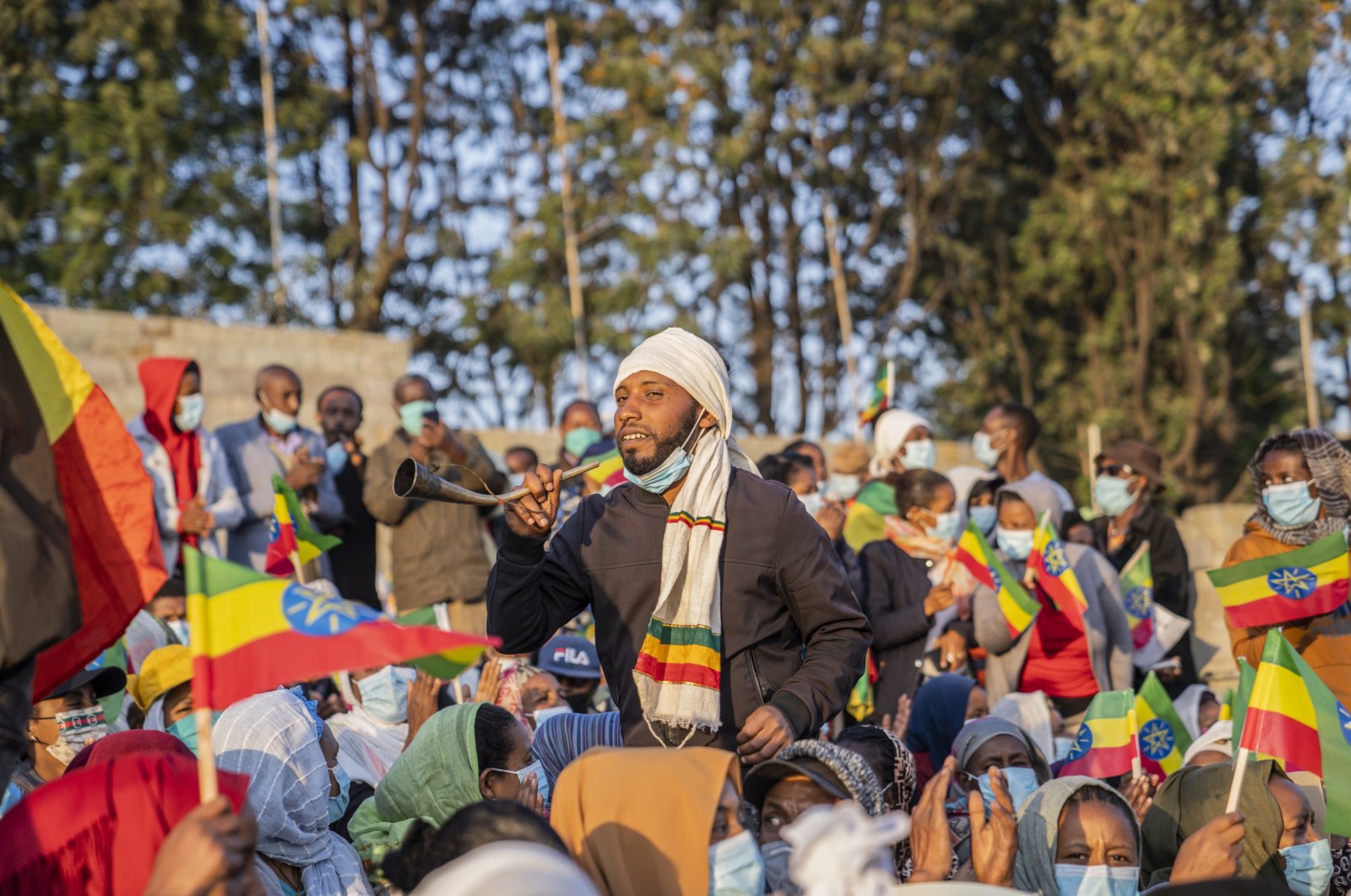 Ethiopians attend a rally held to show support for the government and the Ethiopian National Defense Force (ENDF), in their efforts against the Tigray Peoples Liberation Front (TPLF) and Oromo Liberation Army (OLA), in Addis Ababa, Ethiopia, Nov. 7, 2021. (EPA Photo)